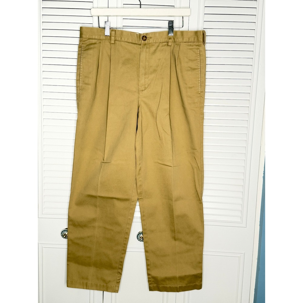 L.L.Bean Chino Pants Mens 35x29 Khaki Excellent Classic Fit Pleated Cotton